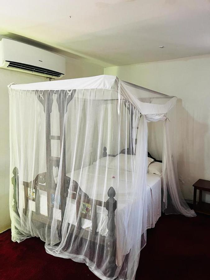 Triniti Oysterbay Hotel Dar es Salaam Room photo